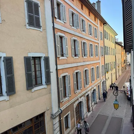 Le Cocon Rousseau - Pretty T2 In Old Town Apartament *